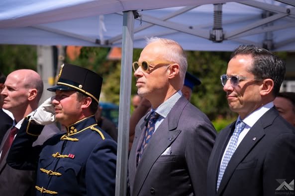 A Honvéd Huszárság újraalapításának ötéves évfordulója alkalmából az INEOS Grenadier Szilvásvárad...